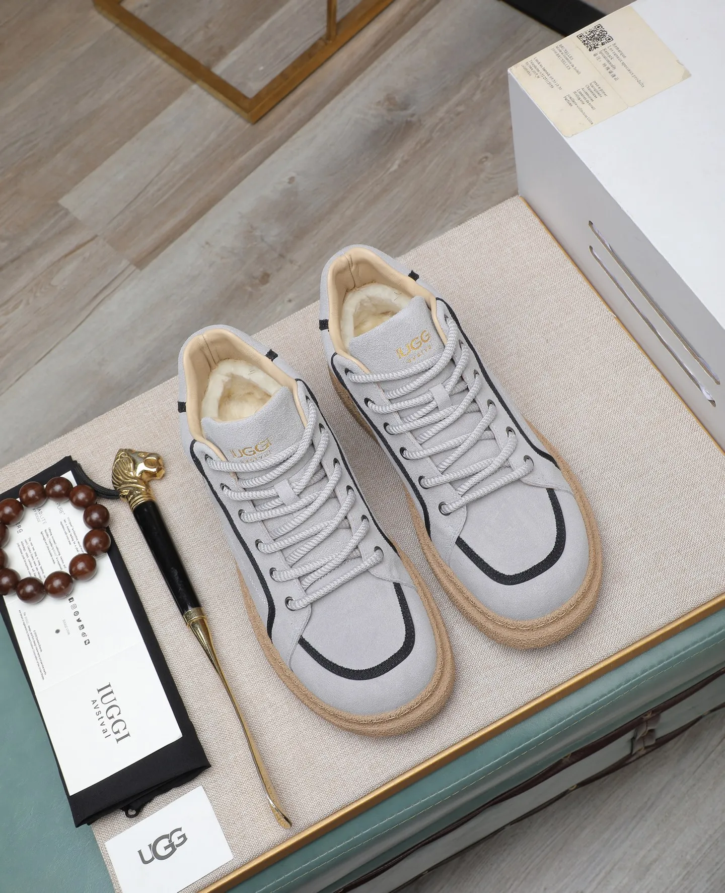 Men's shoes 💰600 IUGGI new retro presbyopia men's shoes, casual and versatile, full of high-end sense, fashionable, luxury and personalized style, joint style, retro presbyopia factor, full of handsome style, first layer suede cowhide, wool lining, rubber outsole, light and non-slip size: 39-44
